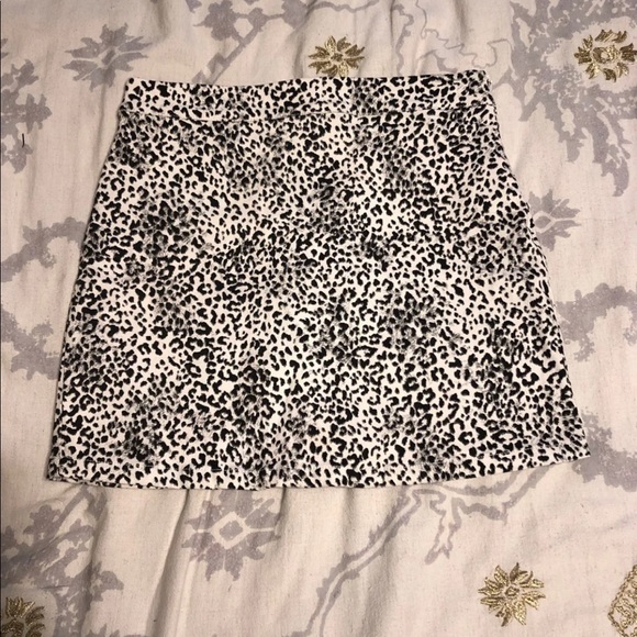 Animal print skirt - Picture 1 of 3